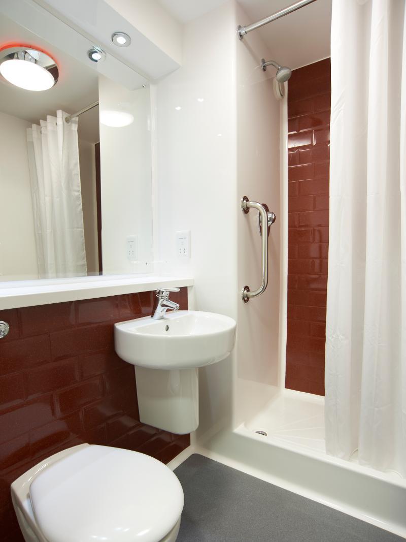 แทรเวลลอดจ์ ลิเวอร์พูล เซ็นทรัล เอ็กซ์เชนจ์ สตรีท Hotel ภายนอก รูปภาพ