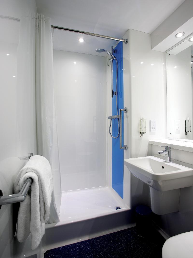 แทรเวลลอดจ์ ลิเวอร์พูล เซ็นทรัล เอ็กซ์เชนจ์ สตรีท Hotel ภายนอก รูปภาพ
